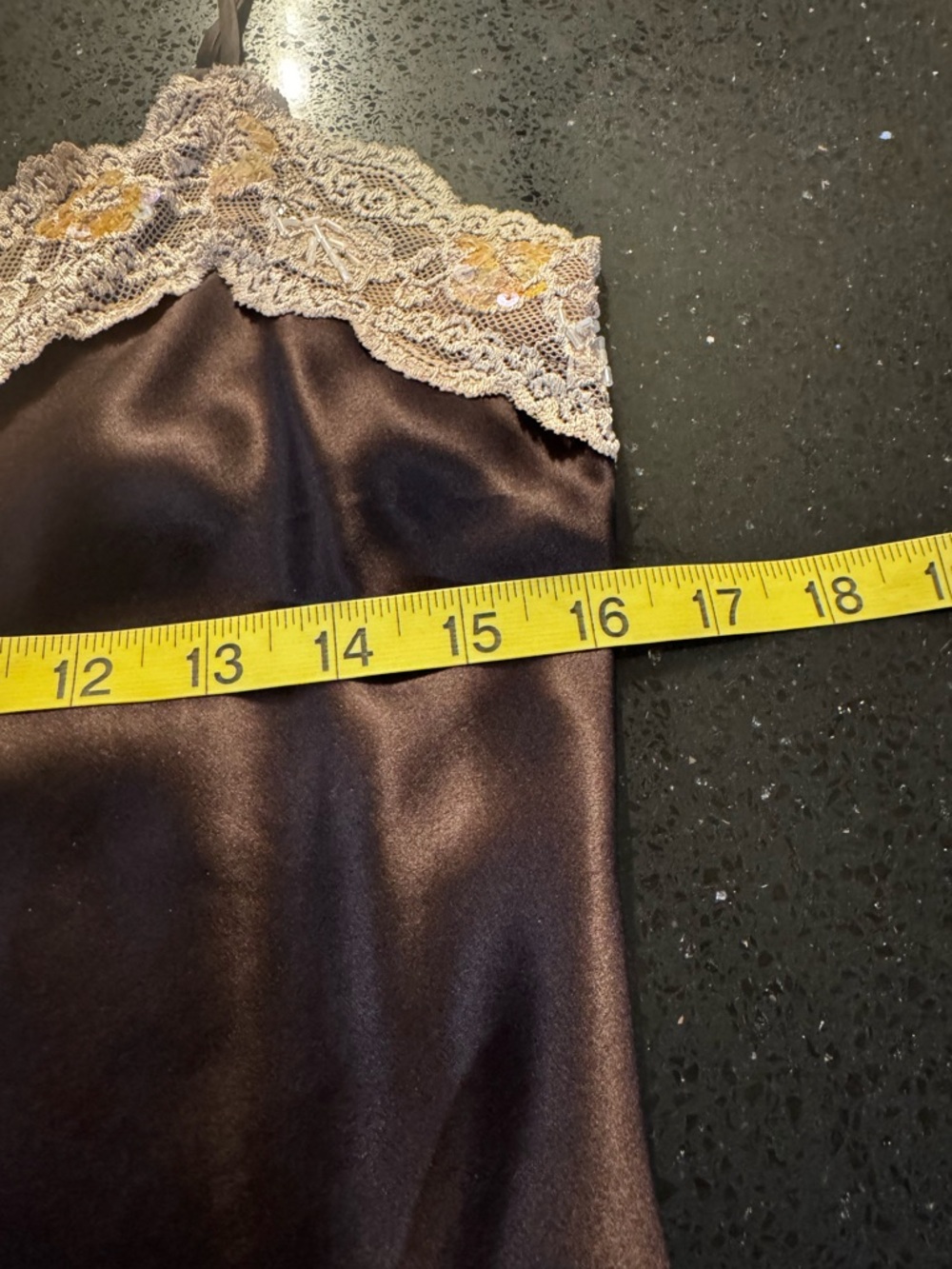 New York & Company brown silk camisole, beige lace trim, adjustable straps, M. - Picture 13 of 15